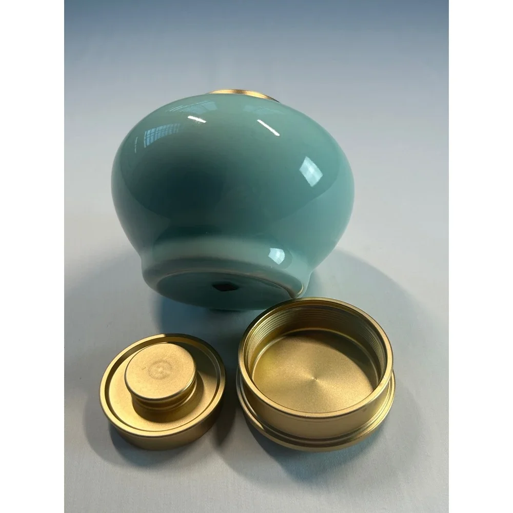 Porcelain Urn Jar Unisex OS Aqua Celadon Gold Trim Ginger Jar